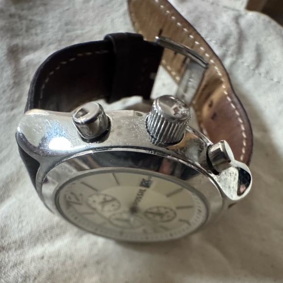 Vintage Fossil men’s watch with Brown Strap - Mint Condition - Picture 4 of 4